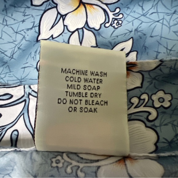 Hawaiian Togs Medical Scrub Pullover Floral Print Top Size 2X - Picture 16 of 16